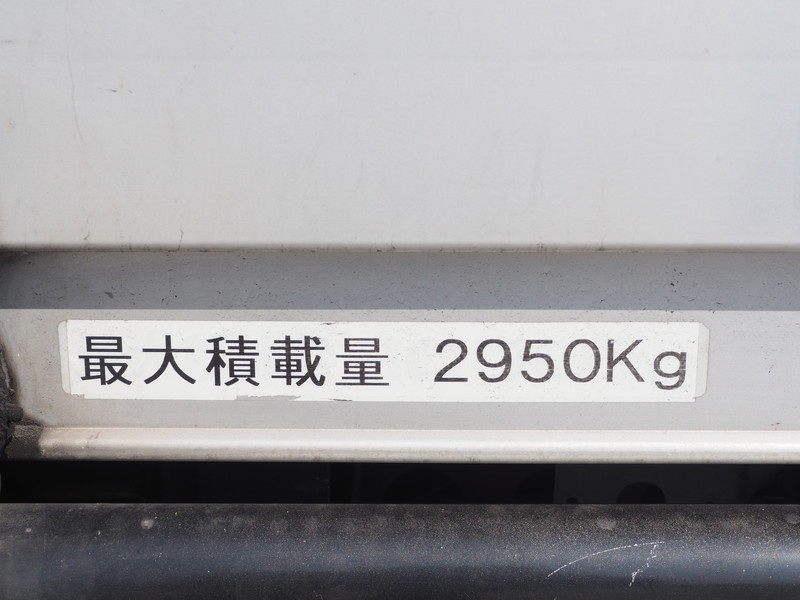 いすゞ エルフ バン車 小型 BKG-NMR85AN 年式 H23[写真18]