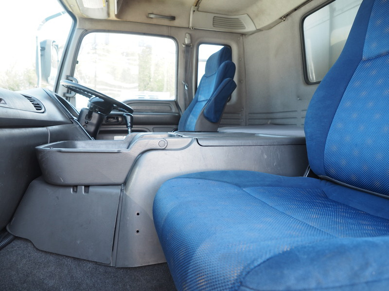 いすゞ ギガ 冷凍バン 大型 PDG-CYJ77W8Z 年式 H21[写真24]