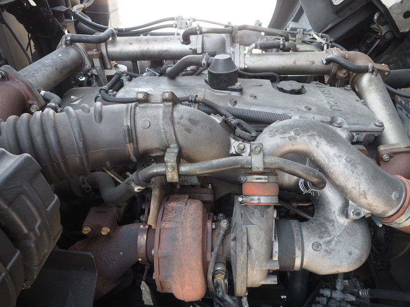 いすゞ ギガ 冷凍バン 大型 PDG-CYJ77W8Z 年式 H21[写真36]