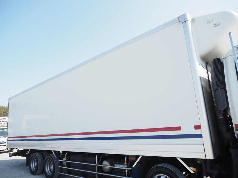 いすゞ ギガ 冷凍バン 大型 PDG-CYJ77W8Z 年式 H21[写真07]