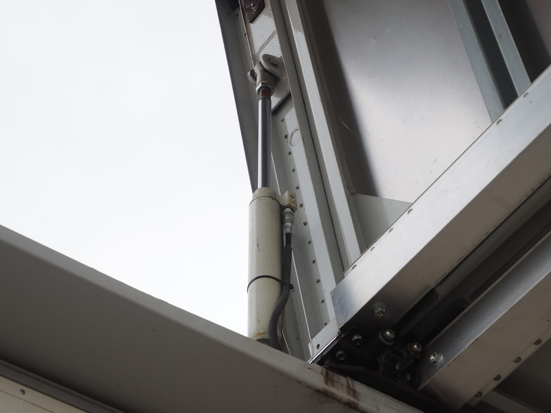 日野 グランドプロフィア ウイング車 大型 QKG-FW1EXBG 年式 H26[写真11]