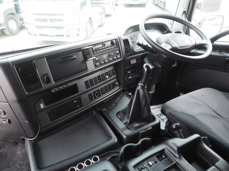 日野 グランドプロフィア ウイング車 大型 QKG-FW1EXBG 年式 H26[写真26]