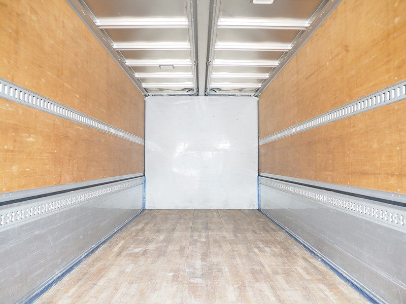 いすゞ フォワード ウイング車 中型 TKG-FRR90T2 年式 H26[写真21]