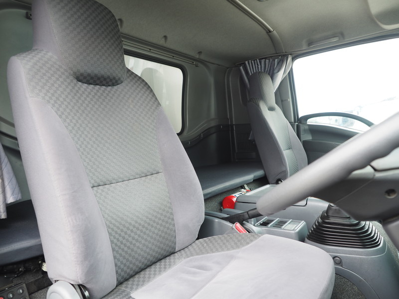 いすゞ フォワード ウイング車 中型 TKG-FRR90T2 年式 H26[写真26]