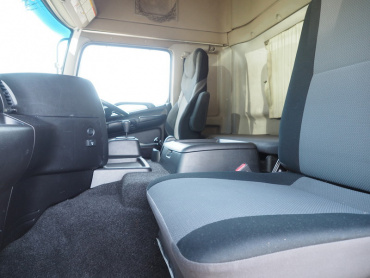 日野 グランドプロフィア ウイング車 大型 LKG-FW1EXBG 年式 H22 [写真31]