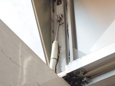 日野 グランドプロフィア ウイング車 大型 LKG-FW1EXBG 年式 H22 [写真14]