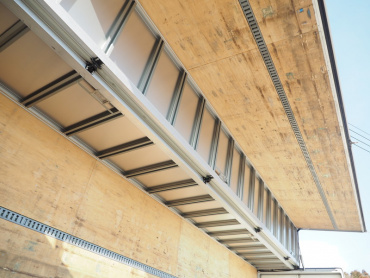 日野 グランドプロフィア ウイング車 大型 LKG-FW1EXBG 年式 H22 [写真18]