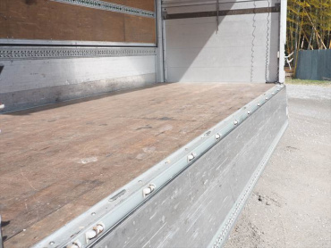 いすゞ フォワード ウイング車 中型 TKG-FRR90T2 年式 H25 [写真12]