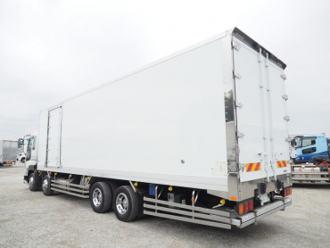 いすゞ ギガ 冷凍バン 大型 LKG-CYJ77A 年式 H24 [写真06]