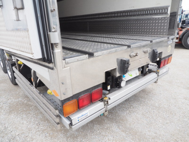 いすゞ ギガ 冷凍バン 大型 LKG-CYJ77A 年式 H24 [写真15]