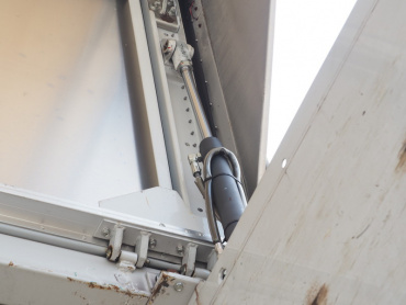 三菱ふそう スーパーグレート ウイング車 大型 BDG-FS54JZ 年式 H22 [写真09]