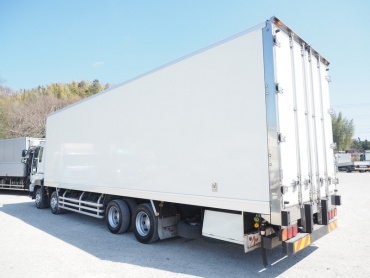 いすゞ ギガ 冷凍バン 大型 QKG-CYJ77A 年式 H26 [写真06]