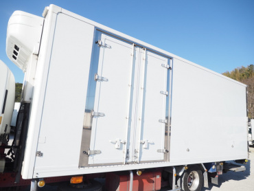 いすゞ フォワード 冷凍バン 中型 TKG-FRR90T2 年式 H27 [写真10]