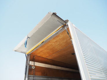 いすゞ エルフ バン車 小型 BKG-NMR85AN 年式 H23 [写真13]