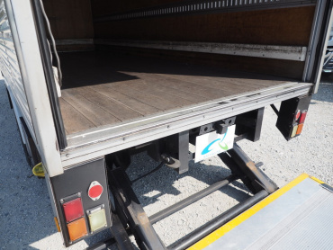 いすゞ エルフ バン車 小型 BKG-NMR85AN 年式 H23 [写真14]