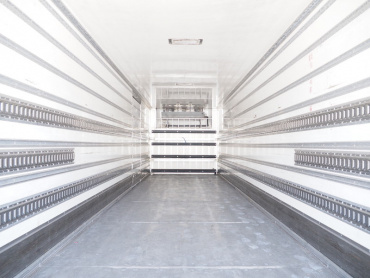 いすゞ ギガ 冷凍バン 大型 PDG-CYJ77W8Z 年式 H21 [写真11]