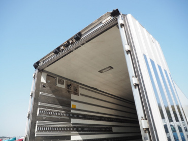 いすゞ ギガ 冷凍バン 大型 PDG-CYJ77W8Z 年式 H21 [写真14]