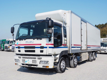 いすゞ ギガ 冷凍バン 大型 PDG-CYJ77W8Z 年式 H21 [写真01]