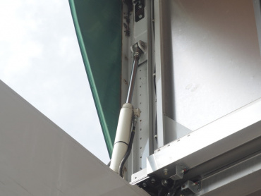 日野 グランドプロフィア ウイング車 大型 QKG-FW1EXBG 年式 H26 [写真14]