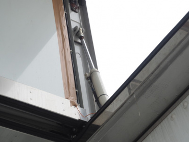 日野 グランドプロフィア 冷凍ウイング 大型 QKG-FW1EXBG 年式 H25 [写真21]