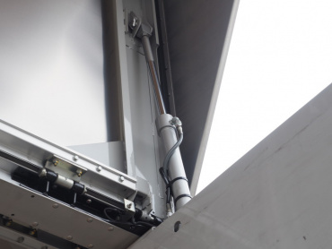 いすゞ フォワード ウイング車 中型 TKG-FRR90T2 年式 H26 [写真09]