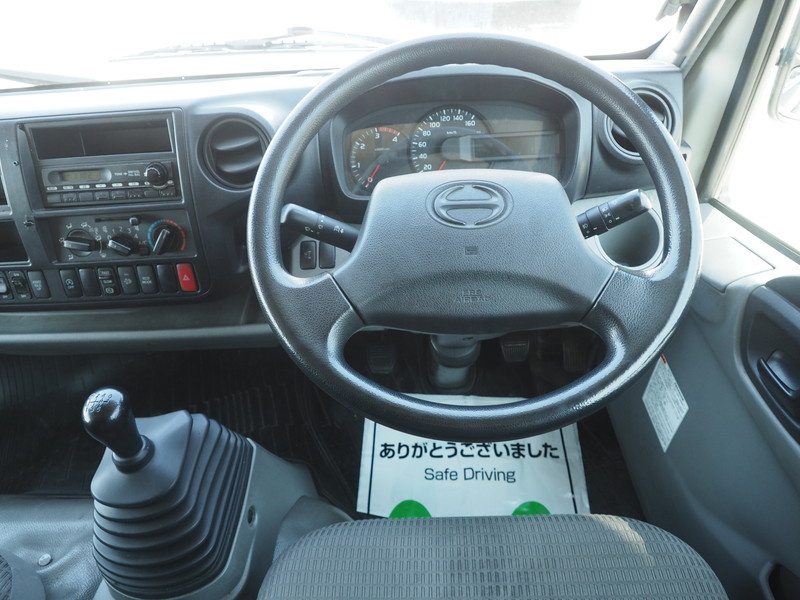 日野 デュトロ バン車 小型 TKG-XZU710 年式 H27[写真21]