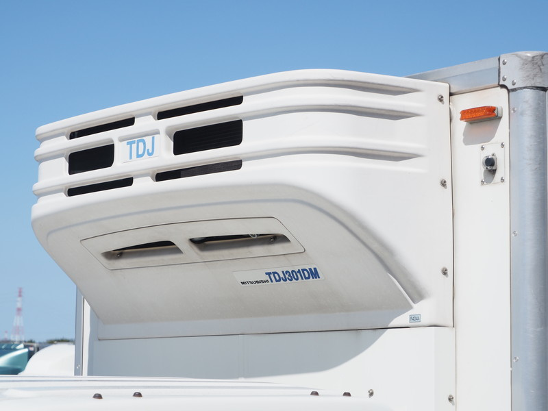 いすゞ エルフ 冷凍バン 小型 TKG-NPR85AN 年式 H25[写真07]