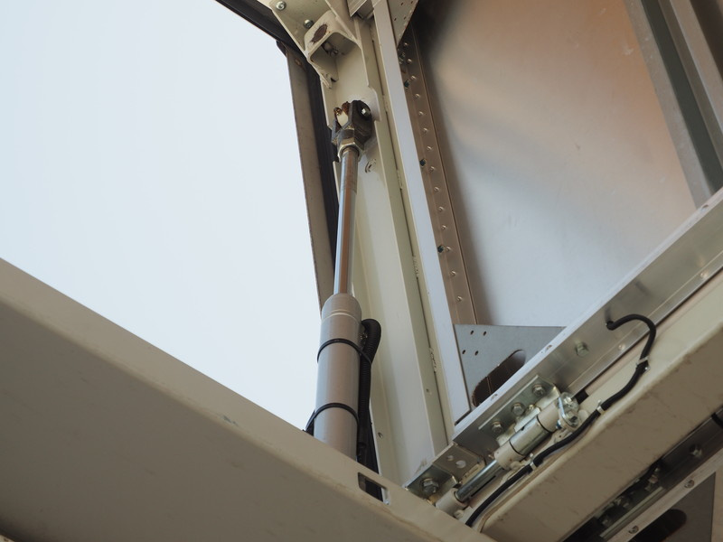 三菱ふそう スーパーグレート ウイング車 大型 QPG-FS64VZ 年式 H27[写真12]