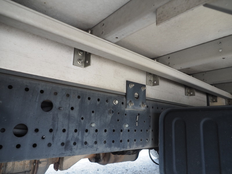 いすゞ フォワード ウイング車 中型 PDG-FRR34T2 年式 H20[写真23]