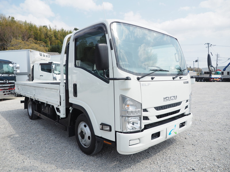 いすゞ エルフ 平ボディ 小型 TRG-NPR85AR 年式 H29[写真03]