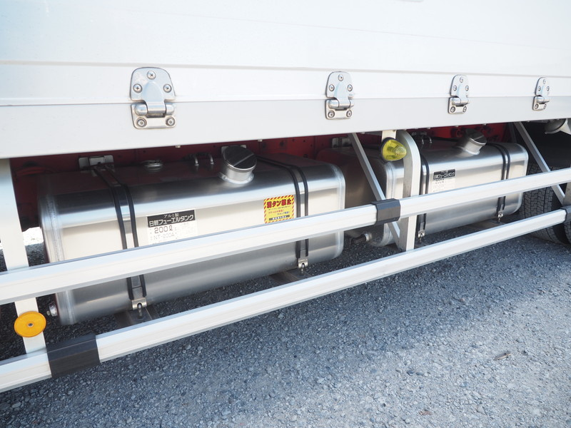 UDトラックス クオン ウイング車 大型 QKG-CG5ZA 年式 H26[写真09]