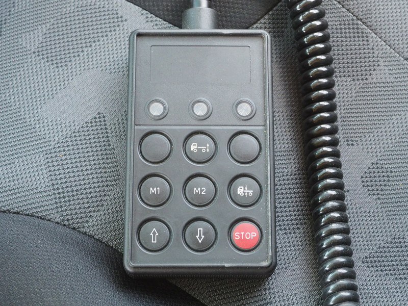 UDトラックス クオン ウイング車 大型 QKG-CG5ZA 年式 H26[写真34]