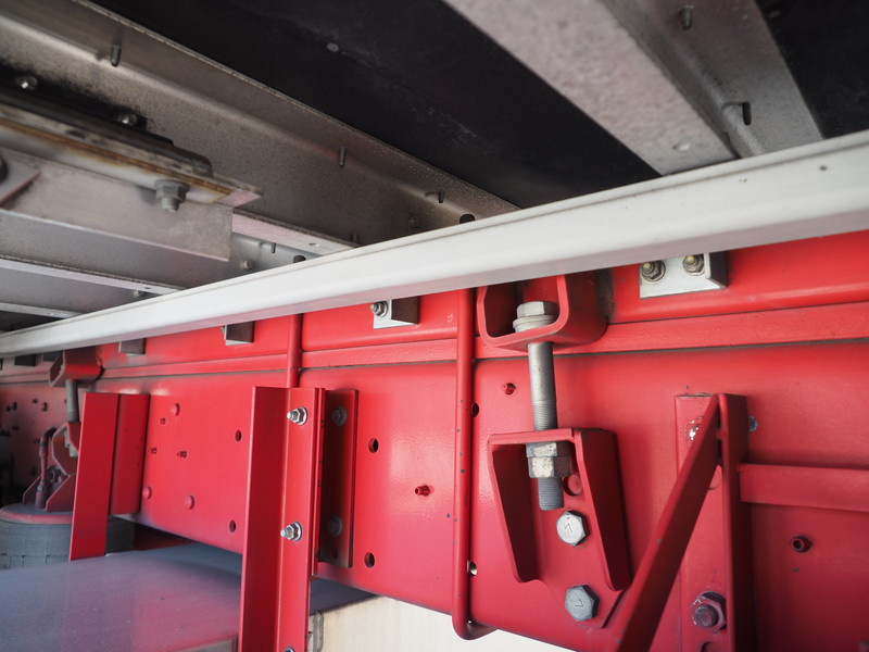 UDトラックス クオン ウイング車 大型 QKG-CG5ZA 年式 H26[写真38]