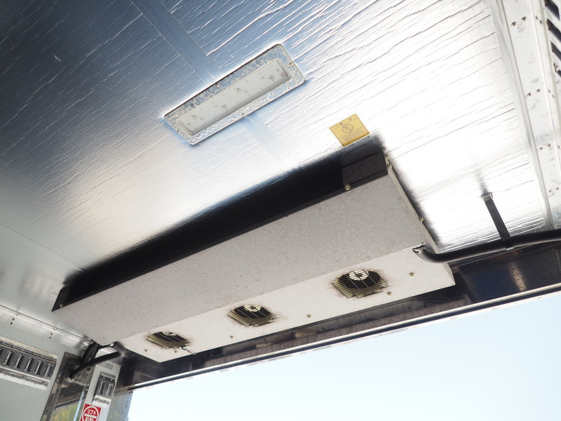 三菱ふそう スーパーグレート 冷凍バン 大型 QKG-FS54VZ 年式 H25[写真20]