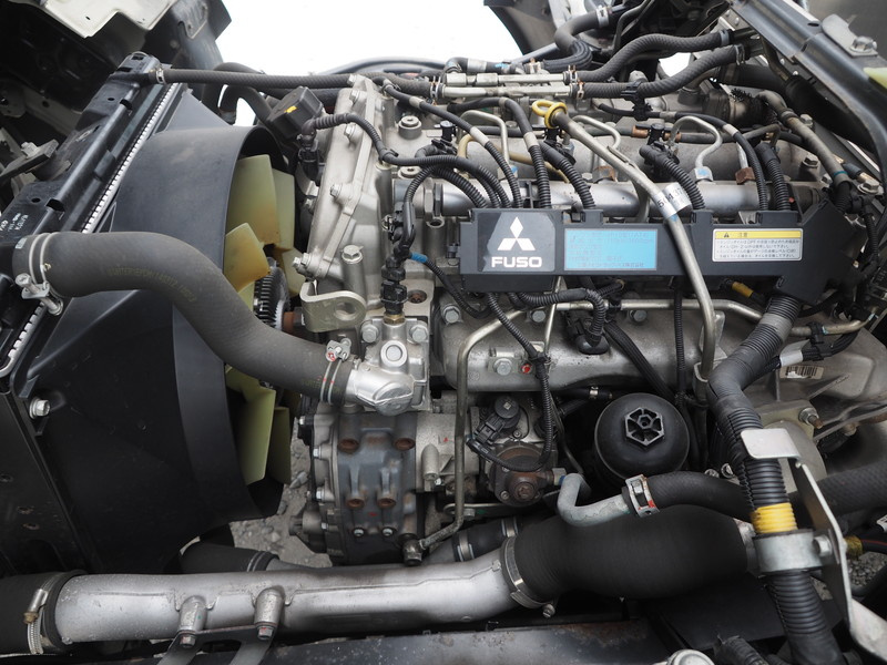 三菱ふそう キャンター バン車 小型 TKG-FEB50 年式 H26[写真28]