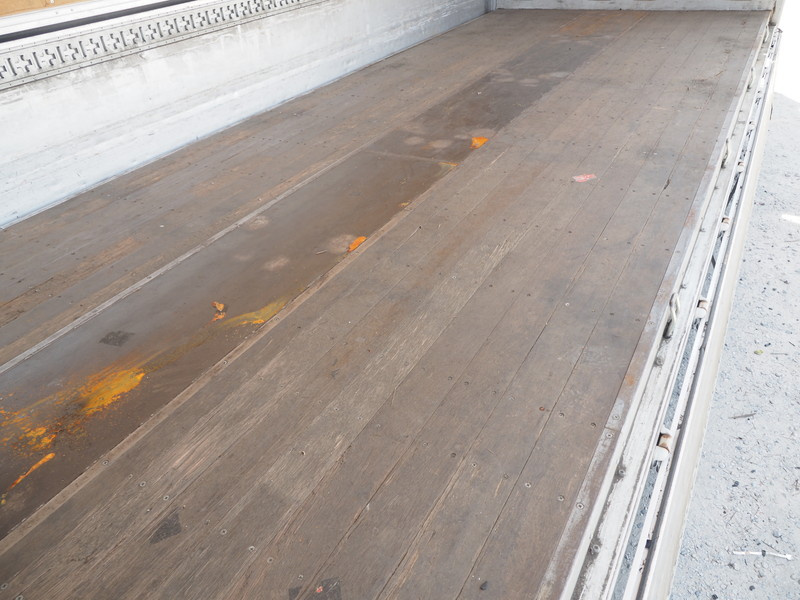 いすゞ フォワード ウイング車 中型 PKG-FRR90S2 年式 H20[写真20]