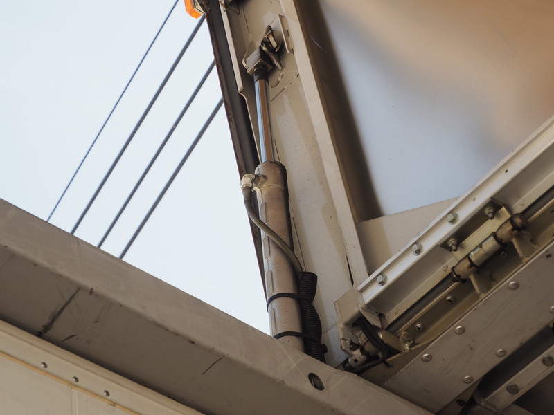 いすゞ フォワード ウイング車 中型 PDG-FRR34T2 年式 H20[写真10]