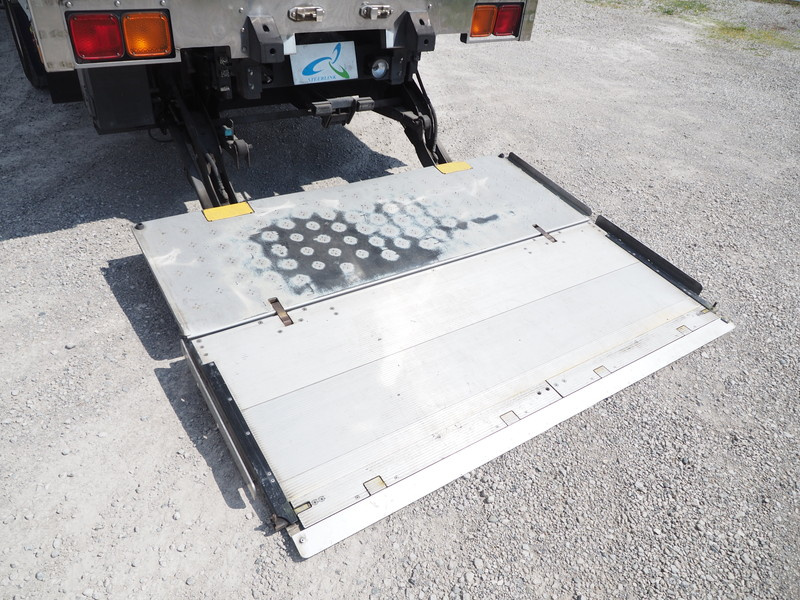 三菱ふそう ファイター 冷凍バン 中型 PDG-FK61F 年式 H22[写真18]