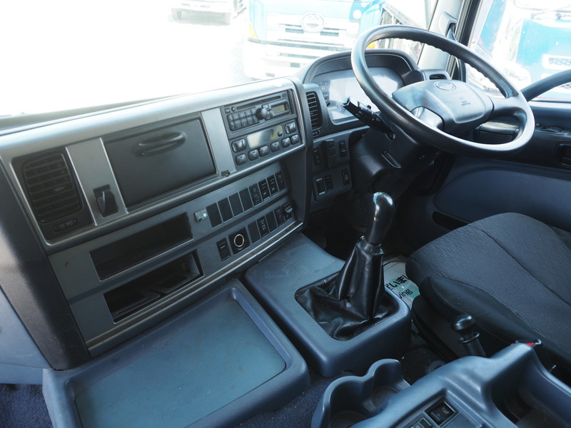 日野 グランドプロフィア ウイング車 大型 BDG-FW1EXYG 年式 H21[写真21]