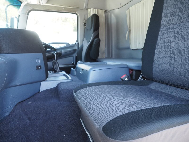 日野 グランドプロフィア ウイング車 大型 BDG-FW1EXYG 年式 H21[写真24]