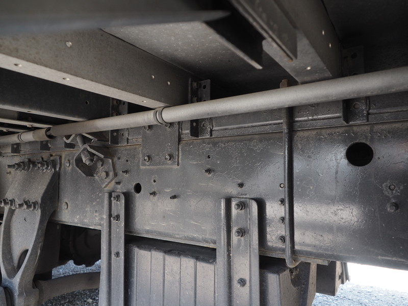 日野 グランドプロフィア ウイング車 大型 BDG-FW1EXYG 年式 H21[写真29]