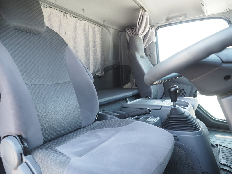 いすゞ フォワード ウイング車 中型 TKG-FRR90S2 年式 H26[写真23]