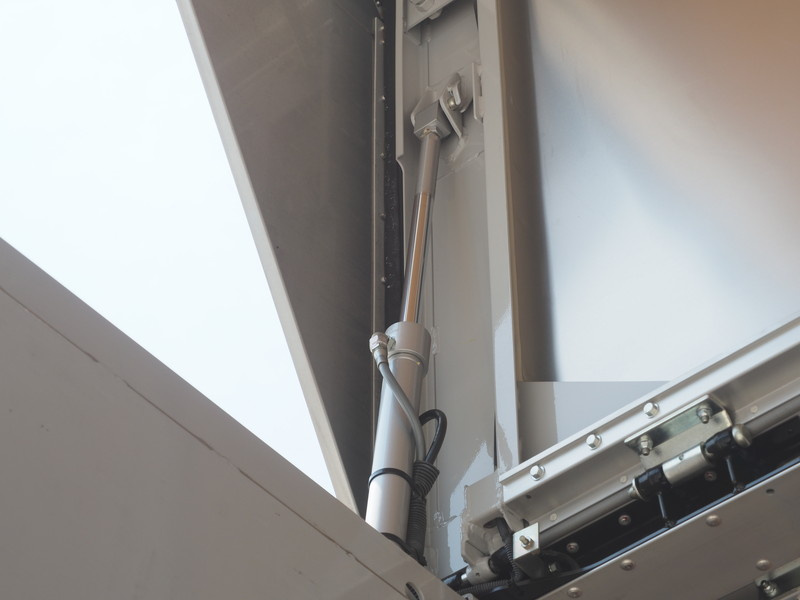 いすゞ フォワード ウイング車 中型 TKG-FRR90S2 年式 H26[写真13]