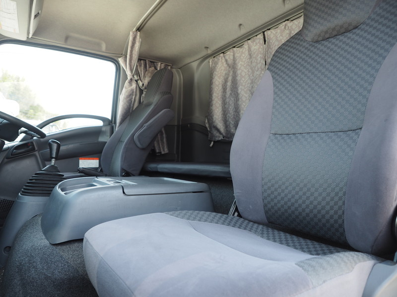 いすゞ フォワード ウイング車 中型 TKG-FRR90S2 年式 H26[写真28]