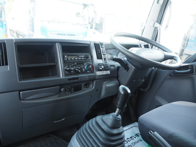 いすゞ フォワード ウイング車 中型 TKG-FRR90S2 年式 H26[写真25]