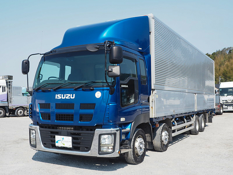 いすゞ ギガ ウイング車 大型 LKG-CYJ77A 年式 H23[写真01]