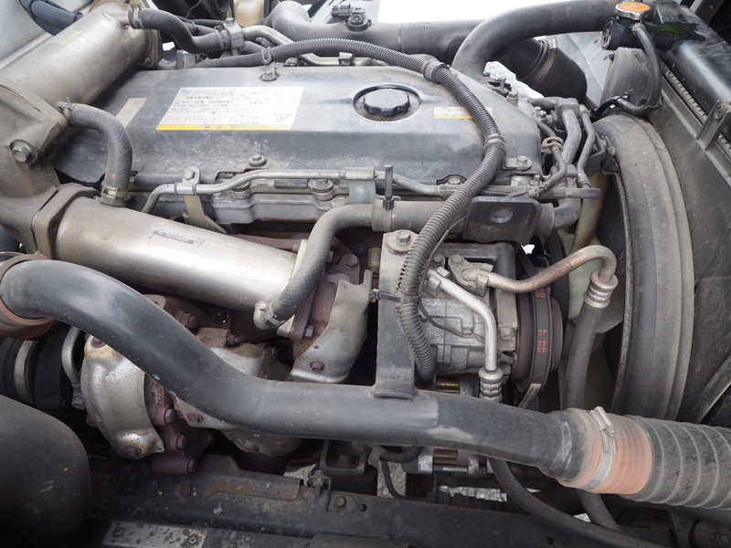 いすゞ フォワード 冷凍バン 中型 PKG-FRR90T2 年式 H23[写真25]