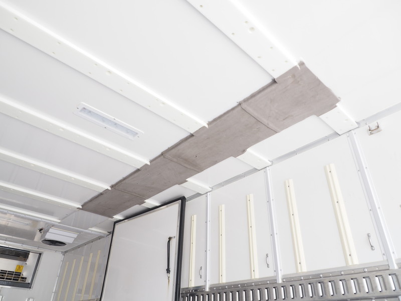 いすゞ エルフ 冷凍バン 小型 TRG-NPR85AN 年式 H27[写真15]