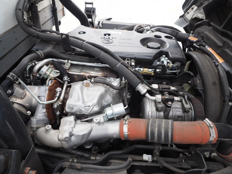 いすゞ エルフ 冷凍バン 小型 TRG-NPR85AN 年式 H27[写真31]