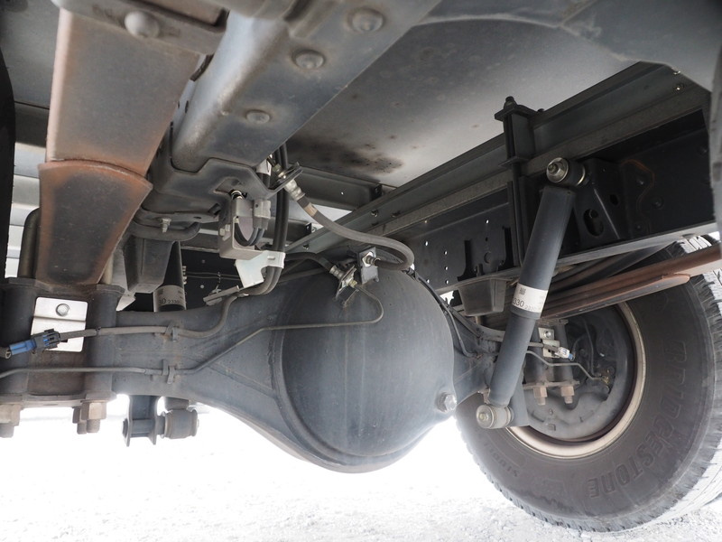 いすゞ エルフ 冷凍バン 小型 TRG-NPR85AN 年式 H27[写真28]